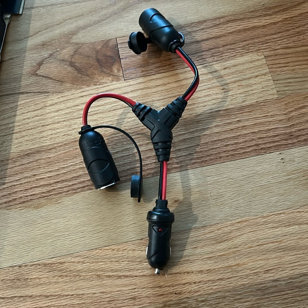 Car cigarette outlet dual socket adapter​